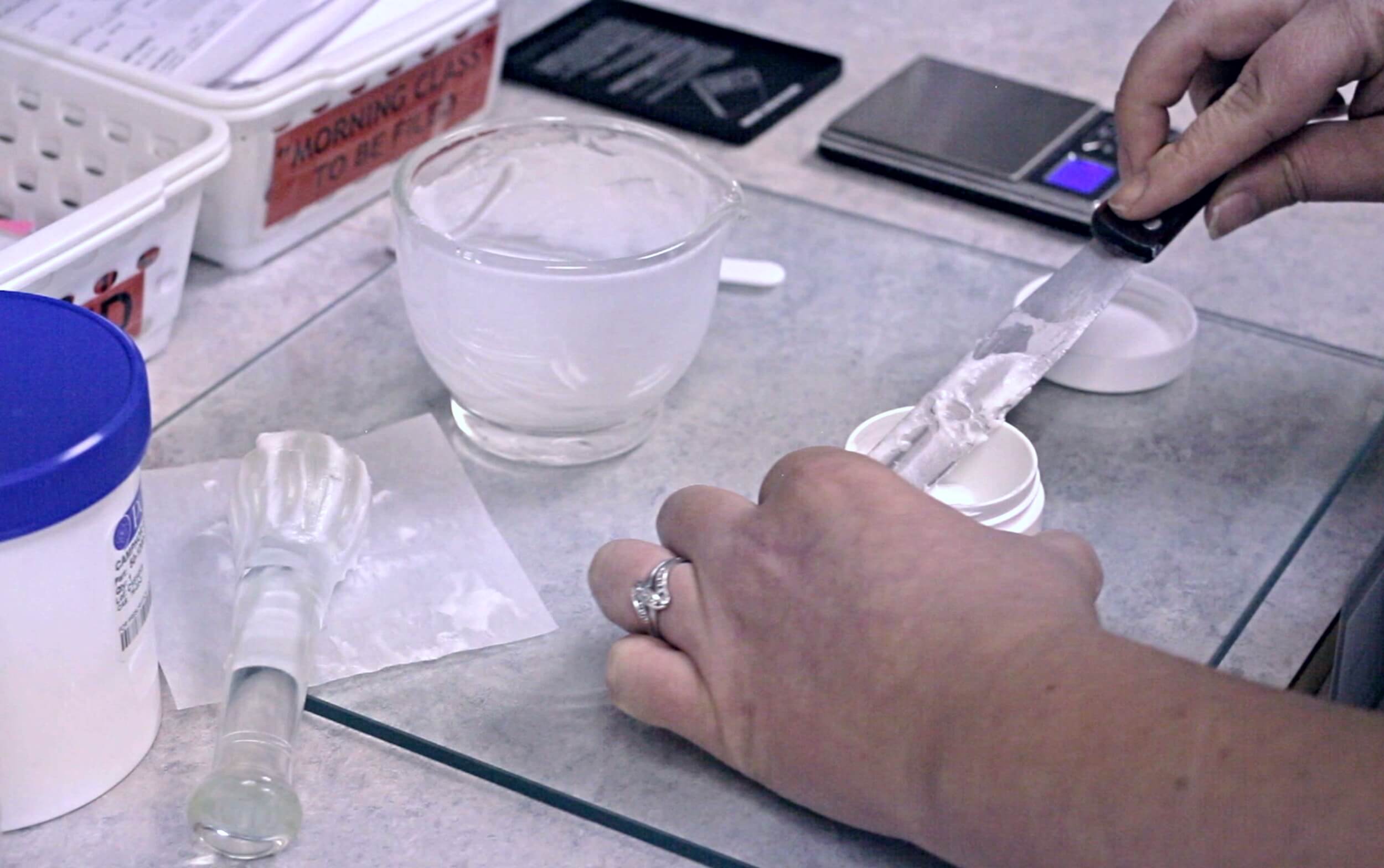 A set of compounding tools used by pharmacy assistants during compounding